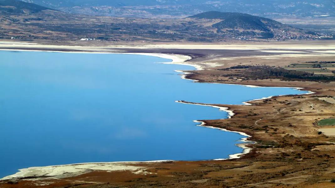 Burdur Gölü 55 Yılda 21 Metre Çekildi! 10